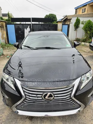 Lexus ES 2016 Black