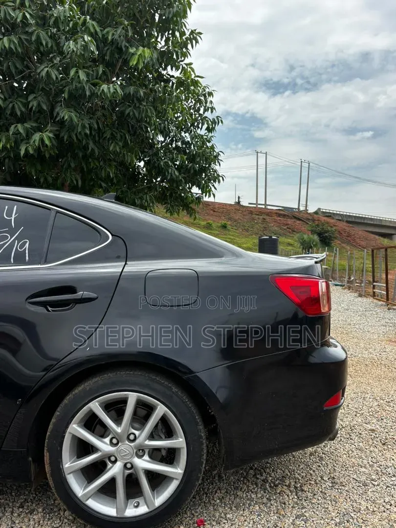 Lexus IS 2013 Black