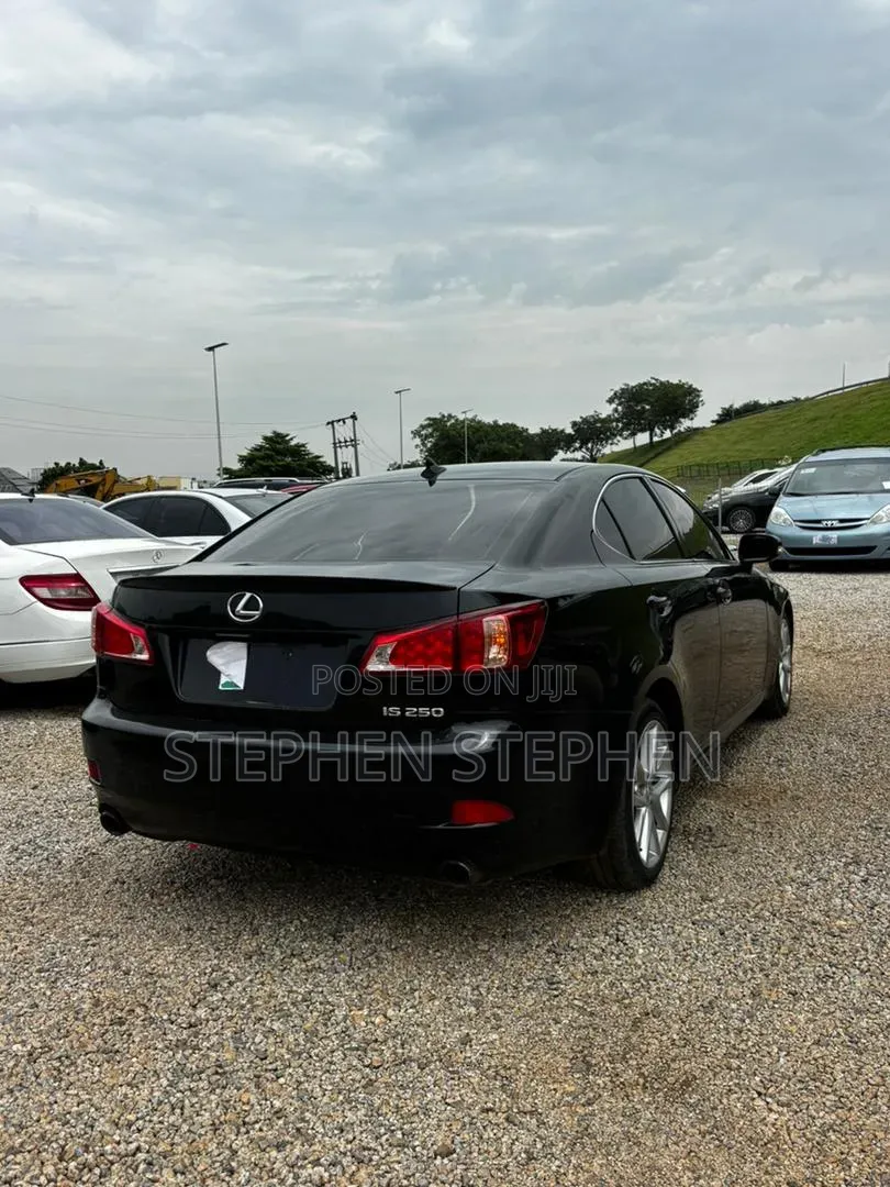 Lexus IS 2013 Black