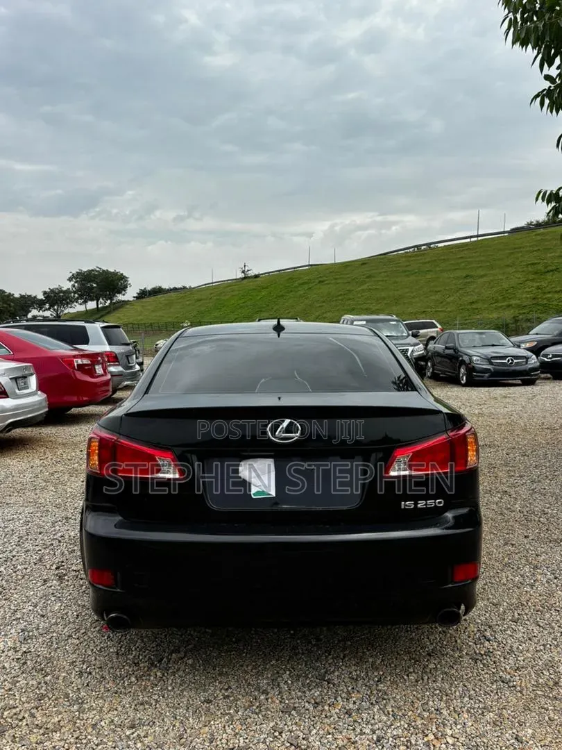 Lexus IS 2013 Black