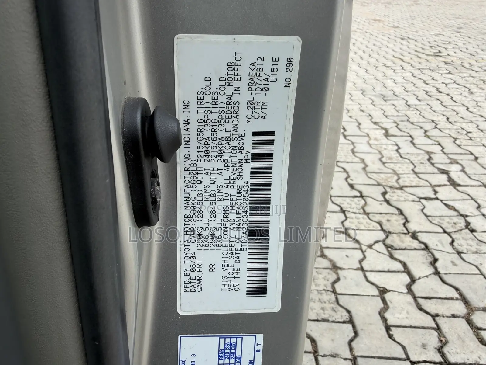 Toyota Sienna 2005 Silver