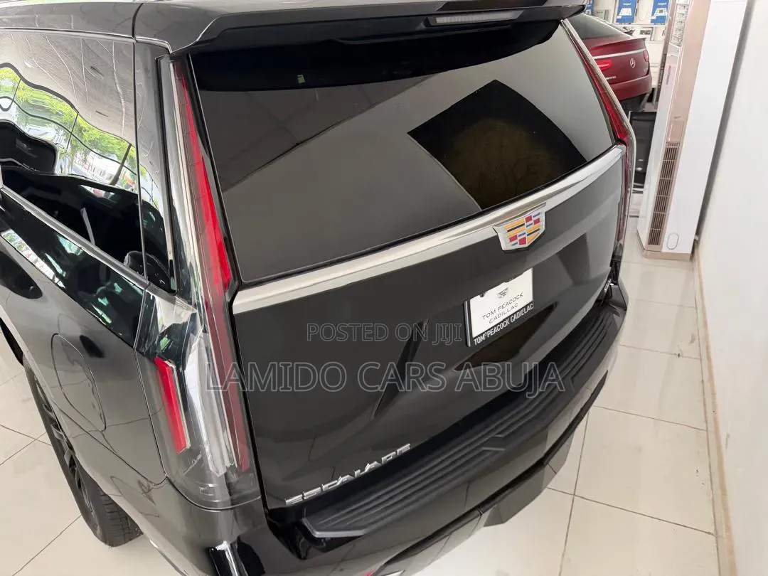 Cadillac Escalade 2024 Black