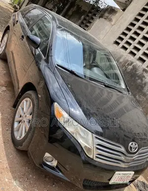 Toyota Venza LE 2011 Black