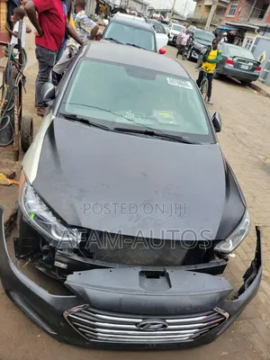 Hyundai Elantal Bumper 2017