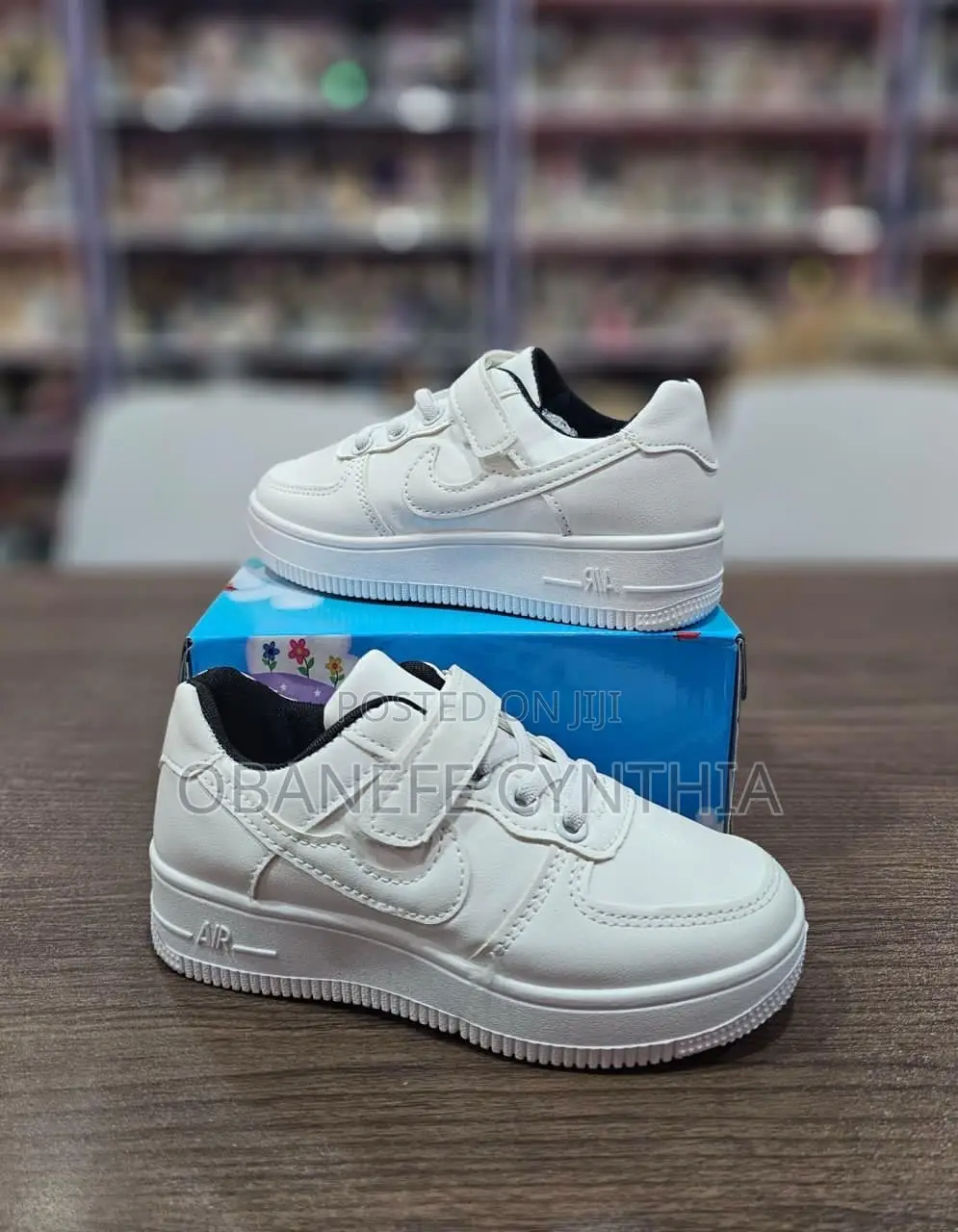 White School Shoe