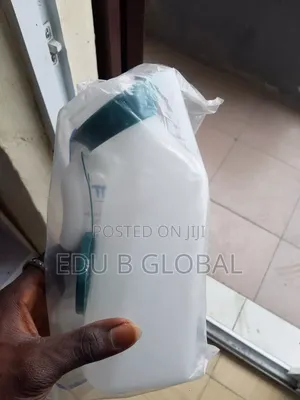 Unisex Plastic Urine Can