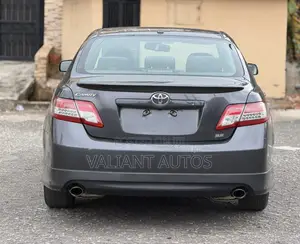 Toyota Camry 2010 Gray