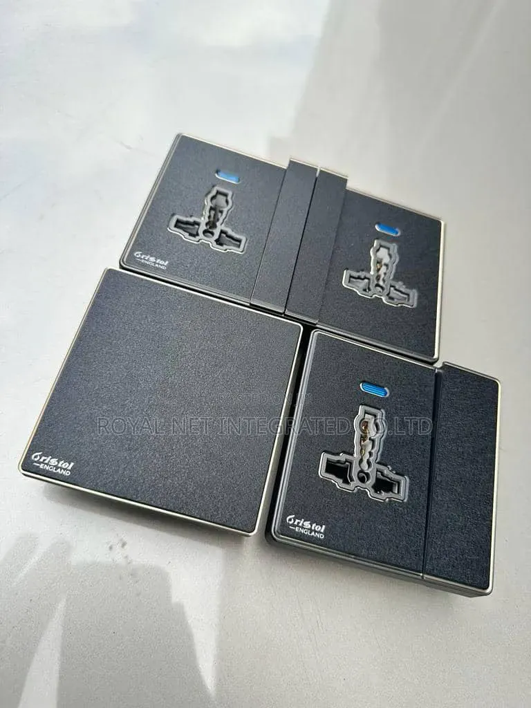 Double Ups Socket