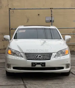 Lexus ES 350 2011 White