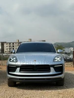 Porsche Macan 2022 Gray