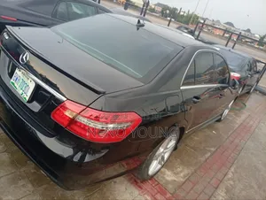 Mercedes-Benz E350 2010 Black