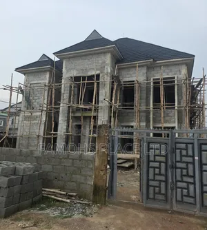 6bdrm Duplex in F14 Cadastral Zone, Kubwa for sale