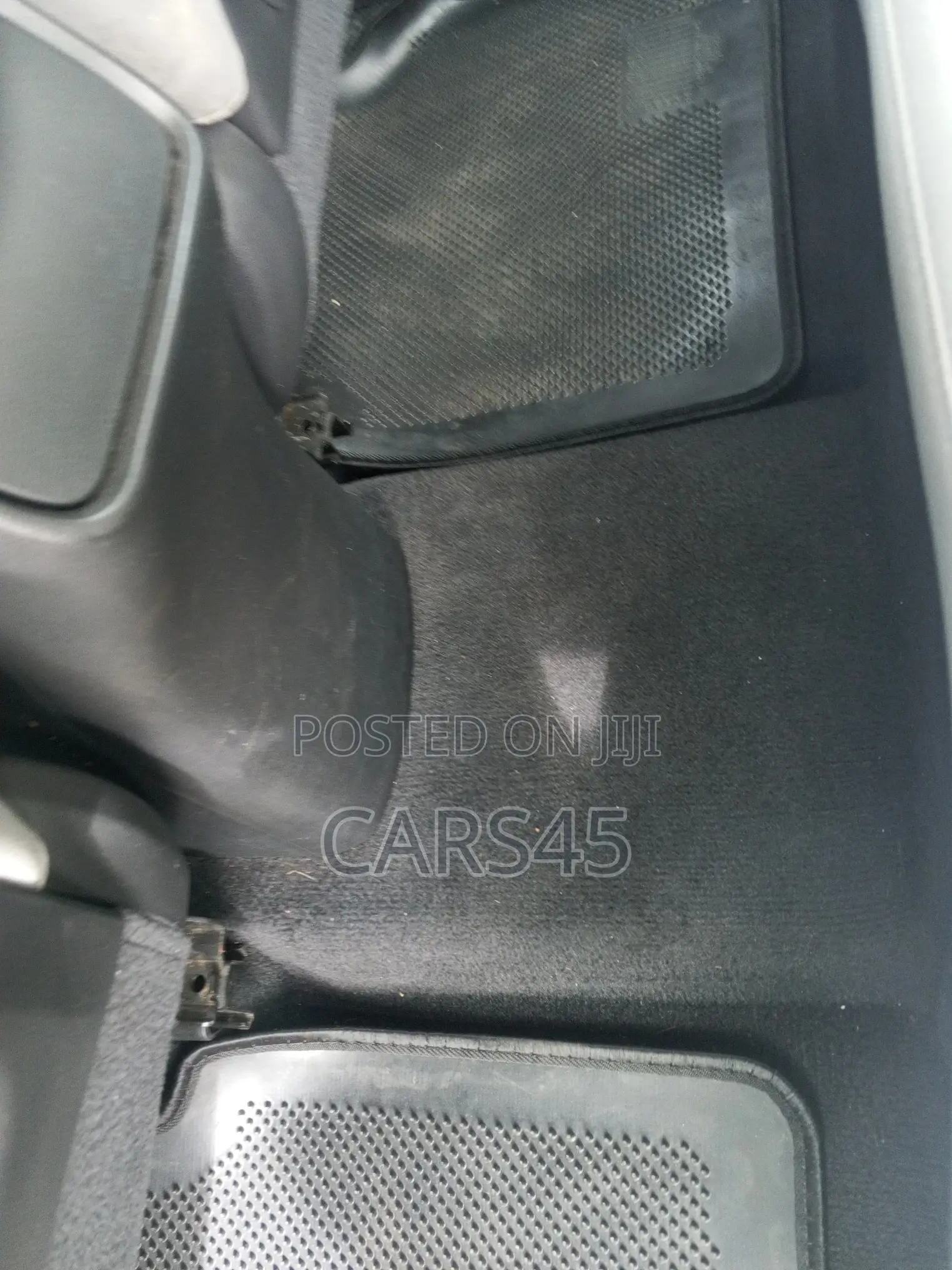 Hyundai Elantra 2018 Silver