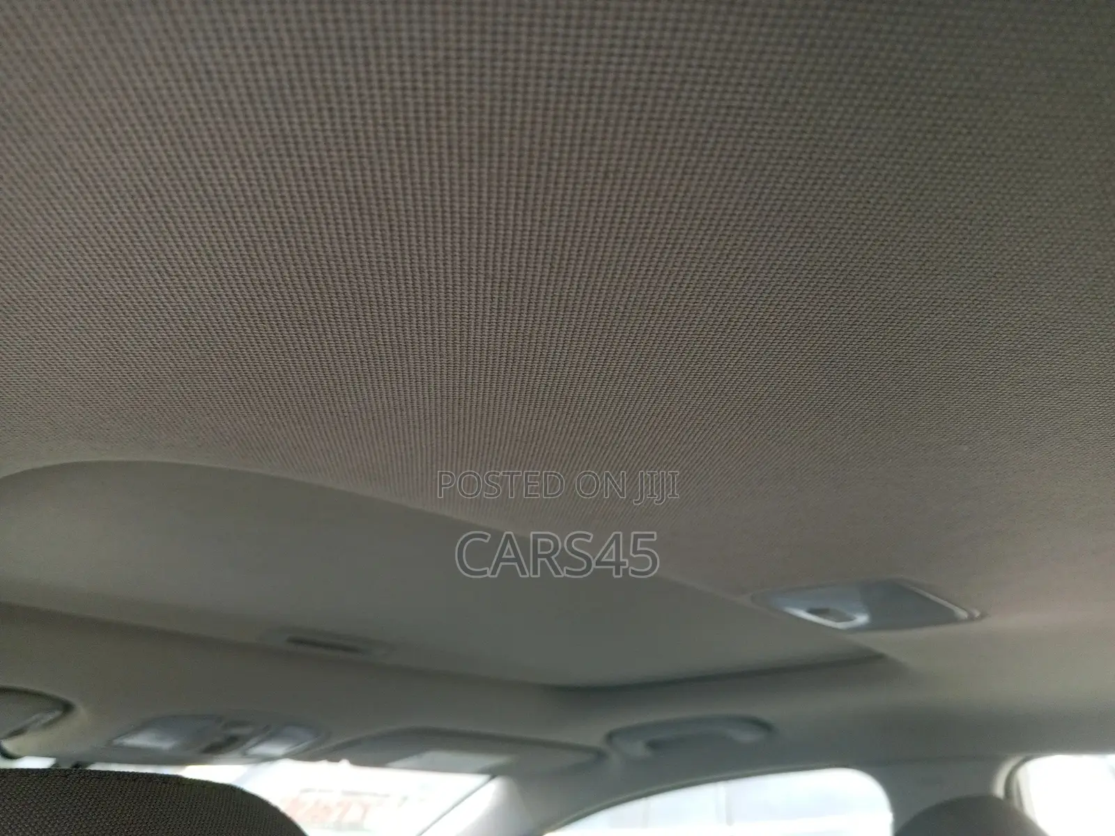 Hyundai Elantra 2018 Silver