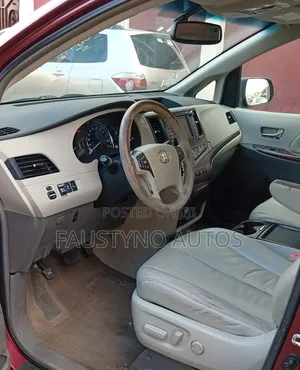 Toyota Sienna XLE 7 Passenger Mobility 2012 Red