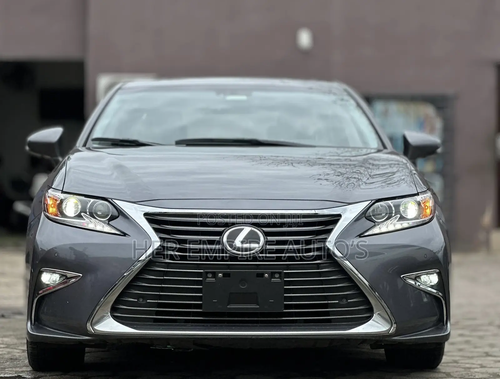 Lexus ES 2016 Gray