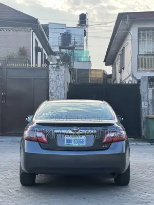 Toyota Camry LE 4dr Sedan (2.4L 4cyl 5A) 2008 Gray