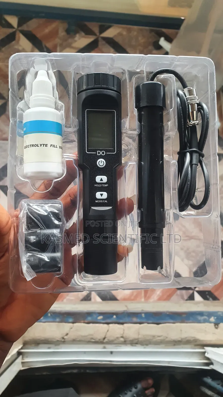 Dissolved Oxygen Analyzer ( Meter )