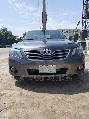 Toyota Camry 2011 Gray