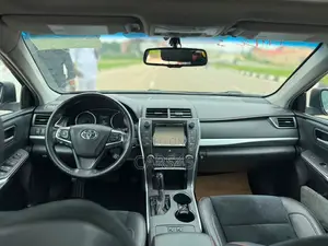 Toyota Camry XLE 4dr Sedan (2.5L 4cyl 6A) 2015 Red