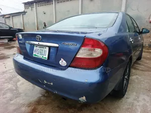 Toyota Camry 2004 Green