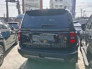 New Toyota Land Cruiser Prado 2.7 2024 Black