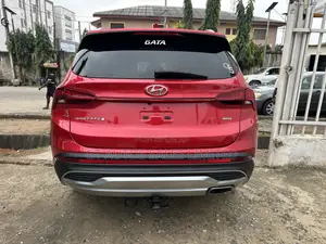 Hyundai Santa Fe SEL 2021 Red