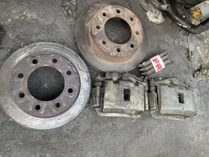 Caliper Chevrolet Express 2008