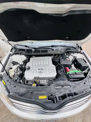 Toyota Venza Limited 2011 White