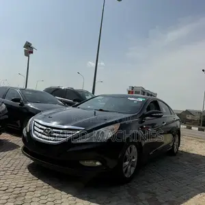 Hyundai Sonata 2012 Black