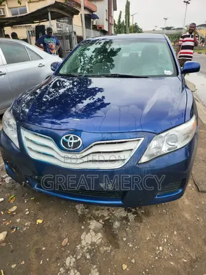 Toyota Camry 2010 Blue