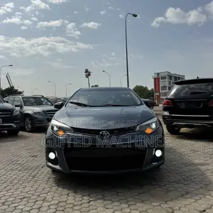 Toyota Corolla 2015 Gray