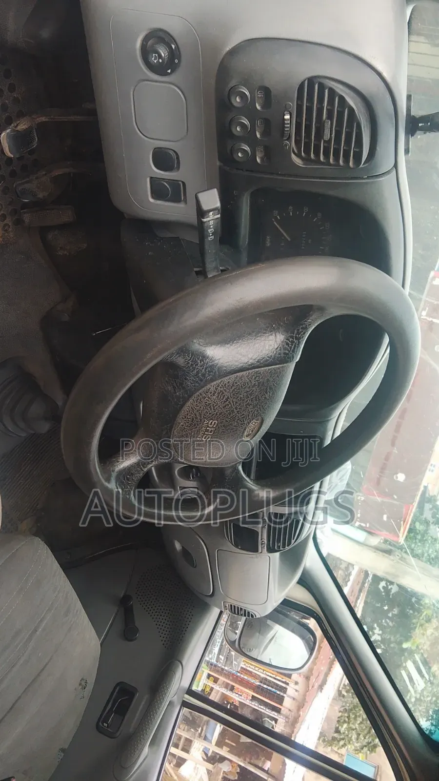 Ford Transit 1999 White