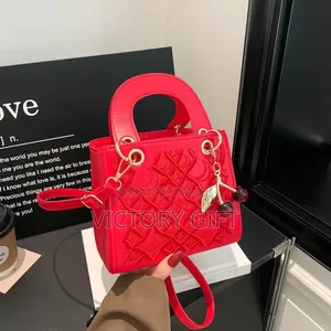 👜✨ Elevate Your Bag Style ✨👜