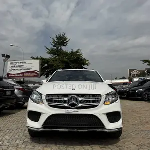 Mercedes-Benz GLE-Class 2017 White