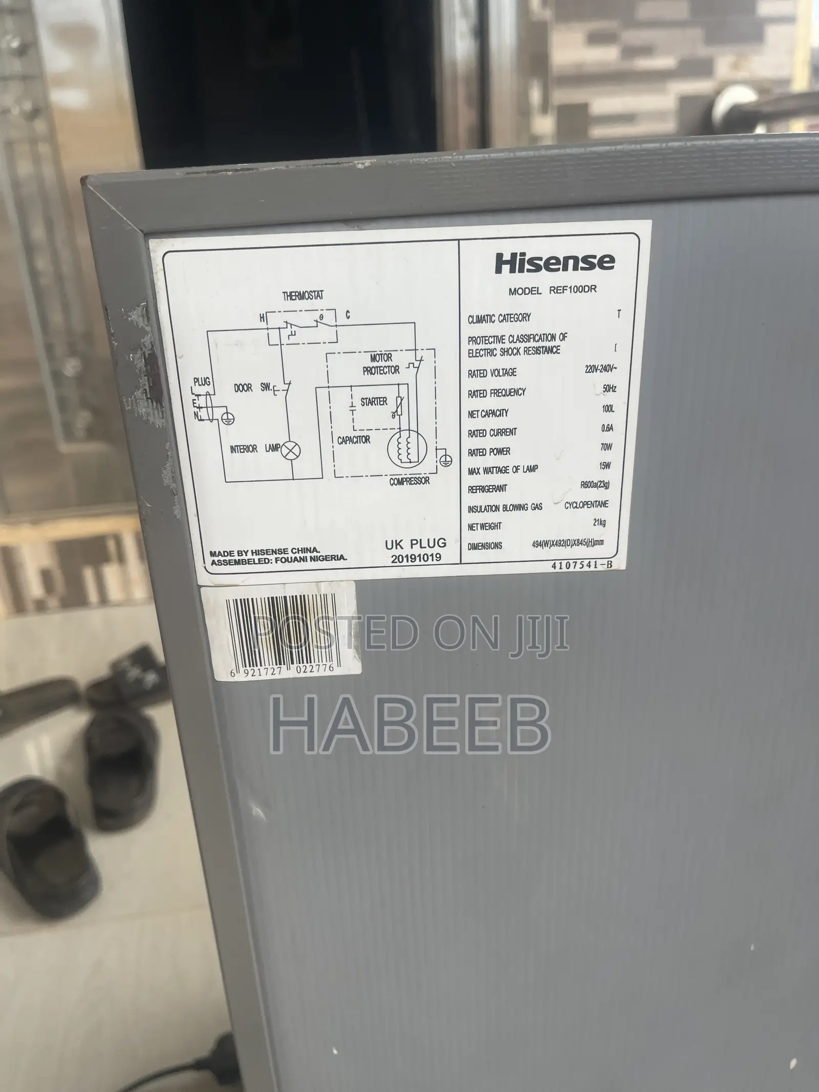Hisense 100L Refrigerator – Clean & Excellent Working Condition