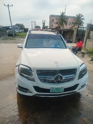 Mercedes-Benz GLK-Class 350 4MATIC 2010 White