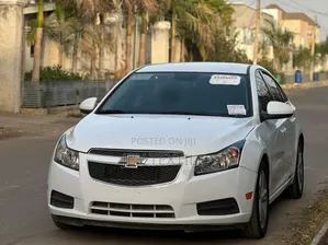 New Chevrolet Cruze 2013 White
