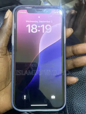 Apple iPhone XR 64 GB Red