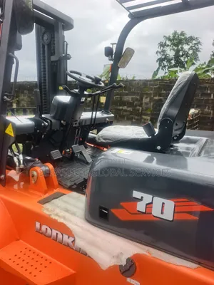 LONKING 7,000 KG Forklift/ 7 Tons