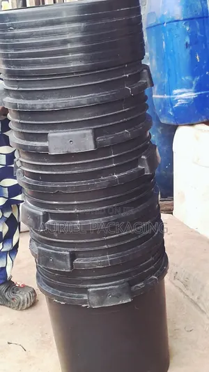 20 Litres Paint Bucket With Manual Seal Cover