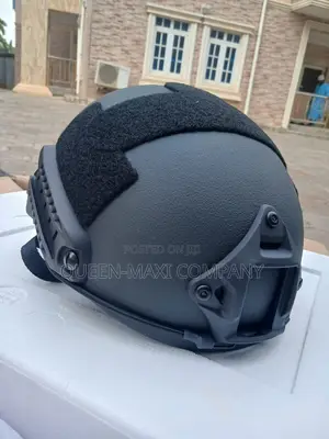 Tactical Ballistic Fiber Helmet