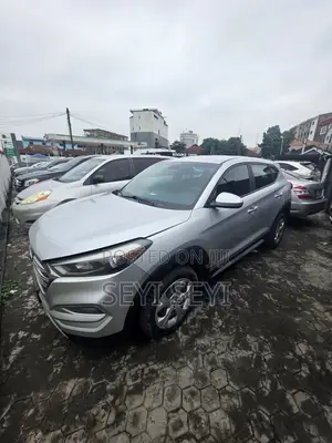 Hyundai Tucson Limited AWD 2017 Gray