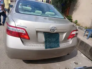 Toyota Camry 2008 Gold