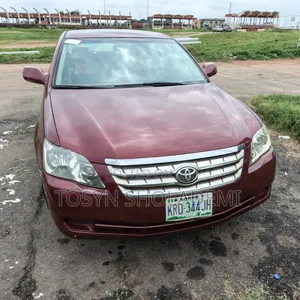 Toyota Avalon 2010 Red