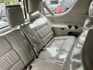 Toyota Sequoia Limited 4dr SUV 4WD (4.7L 8cyl 5A) 2005 Black