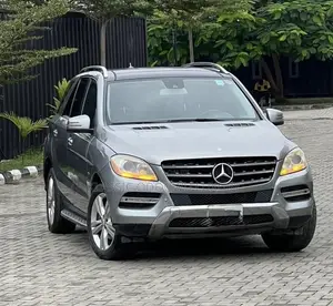 Mercedes-Benz M Class ML 550 4Matic 2013 Silver