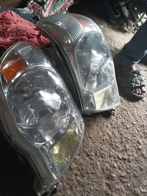 Headlamp Toyota Tacoma 2005 Model
