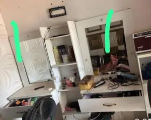 Barbing Shelf