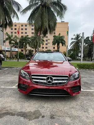 Mercedes-Benz E350 2020 Red